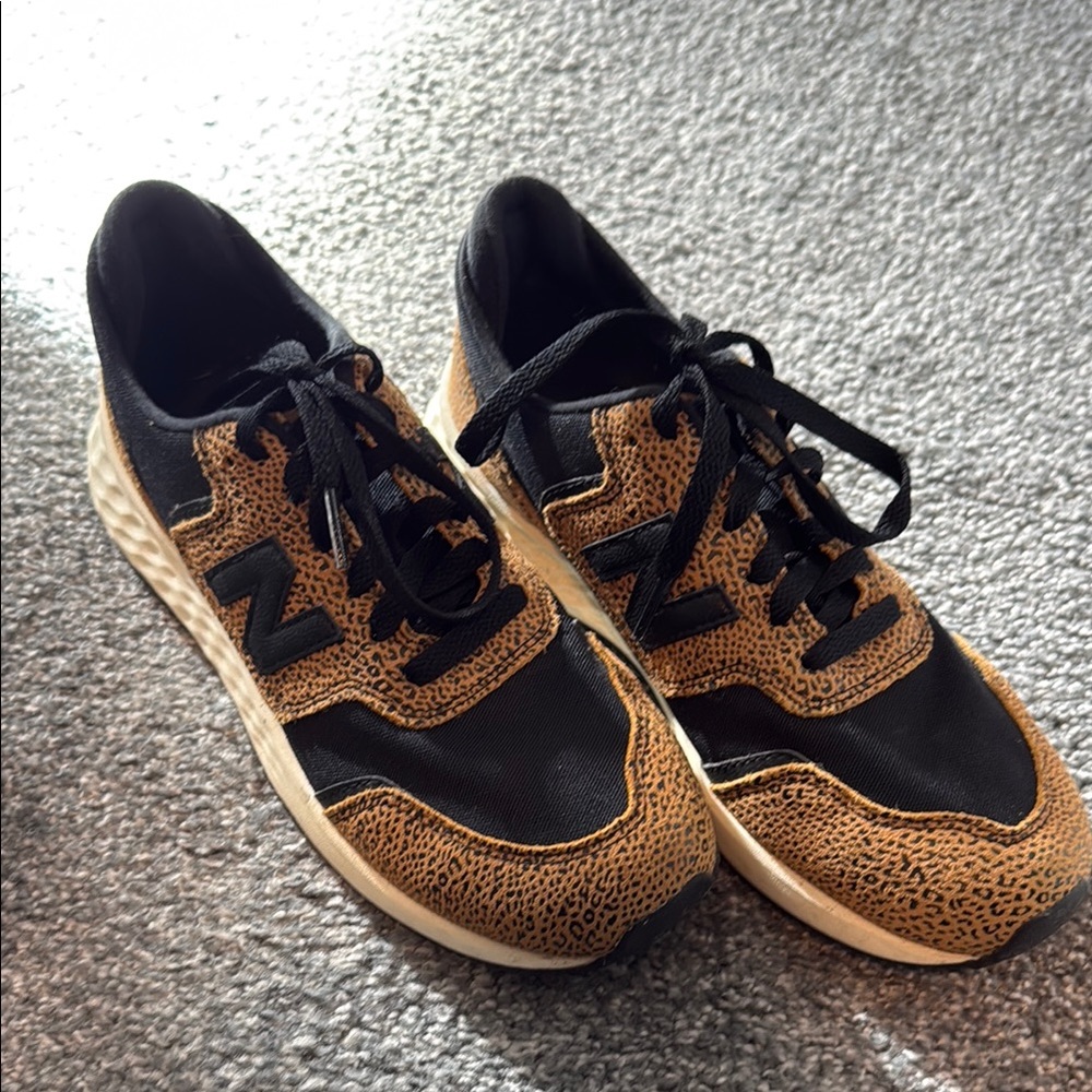 New Balance x70 leopard Sneakers size 8
